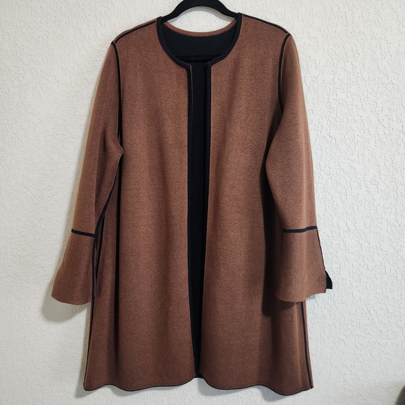 Chico's Sweaters - Chico's Black & Brown Open Front Longline Reversible Cardigan Size 3 Petite NWT